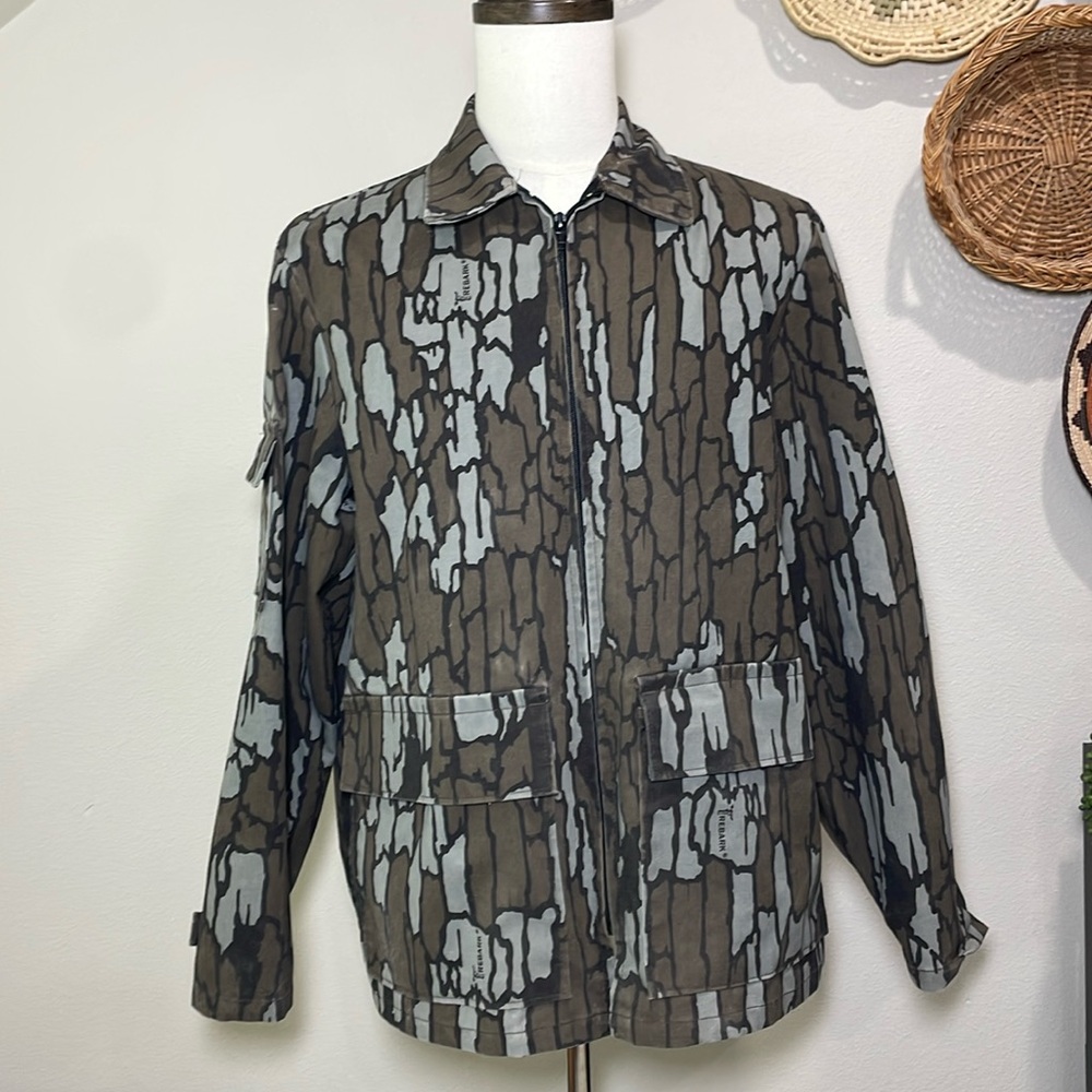 10X Camouflage Pattern TreBark Zip-up Jacket Hunting Heavy Shirt Men’s Medium